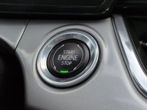 Used 2024 Chevrolet Trax LT FWD image 25