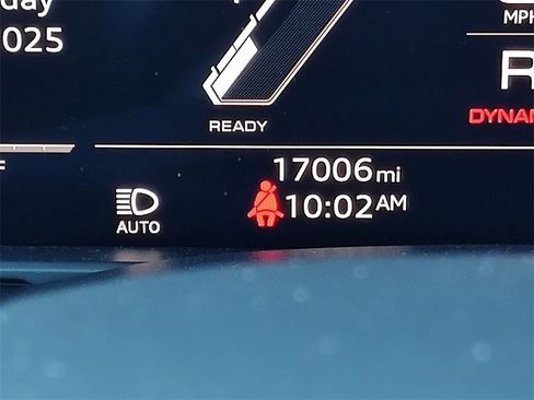 Used 2024 Audi RS Q8 4.0T w/ Black Optic Package image 41