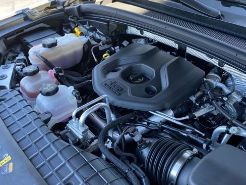 Used 2022 Jeep Grand Cherokee Limited 4xe w/ Luxury Tech Group II image 13