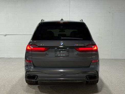 Used 2021 BMW X7 M50i w/ Dynamic Handling Package AWD/4WD image 9