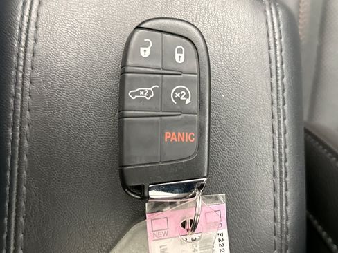 Used 2023 Jeep Compass Limited w/ Elite Group AWD/4WD image 20