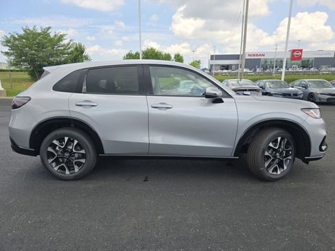 New 2026 Honda HR-V EX-L image 10