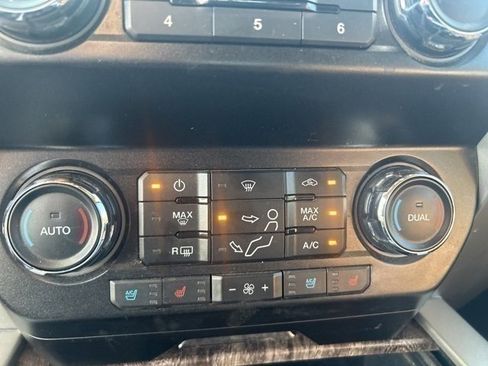 Used 2019 Ford F250 Lariat w/ Lariat Ultimate Package image 10