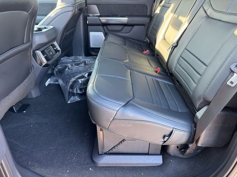 New 2026 Ford F350 Platinum w/ Tremor Off-Road Package AWD/4WD image 13
