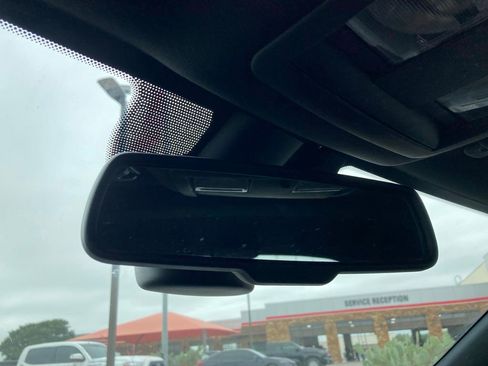 Used 2018 Dodge Challenger SXT RWD image 26