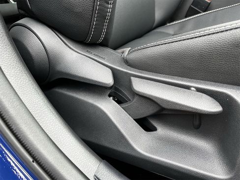 Used 2025 Toyota Camry SE image 25