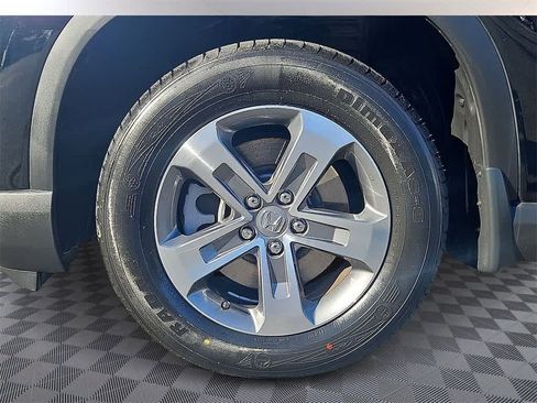 Used 2023 Honda Pilot EX-L image 7