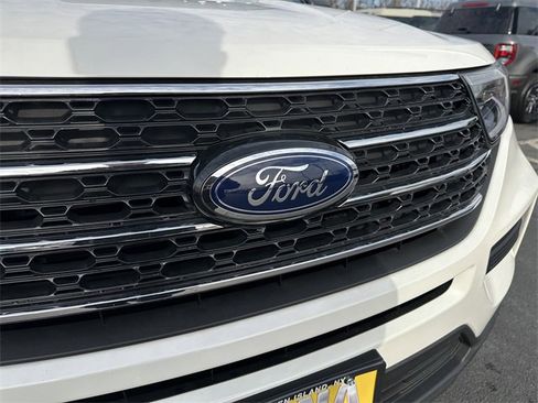 Certified 2022 Ford Explorer XLT image 10