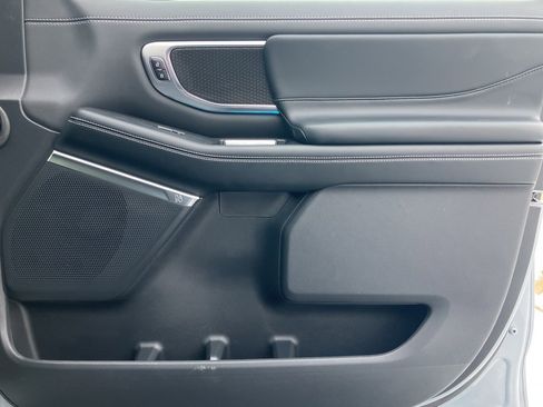 Used 2025 Ford Expedition Max Platinum w/ Stealth Performance Package image 27