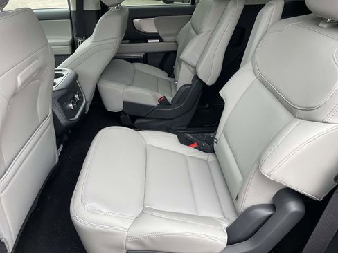 New 2026 Ford Expedition Active RWD image 12