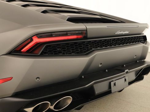 Used 2015 Lamborghini Huracan LP 610-4 AWD/4WD image 35
