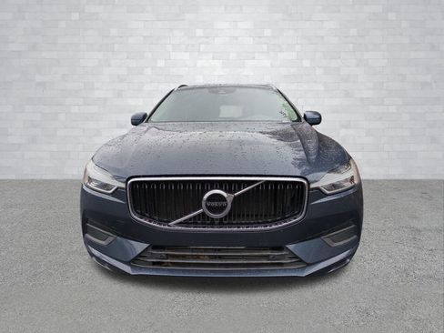 Used 2019 Volvo XC60 T5 Momentum w/ Premium Package image 11