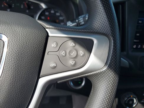 Used 2022 GMC Terrain SLE FWD image 46
