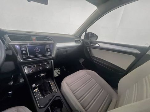 Used 2022 Volkswagen Tiguan S FWD image 19