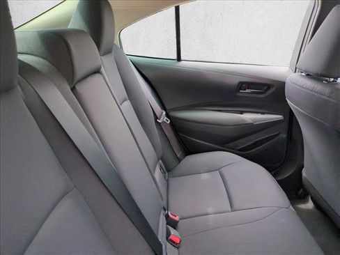 Used 2024 Toyota Corolla LE FWD image 18
