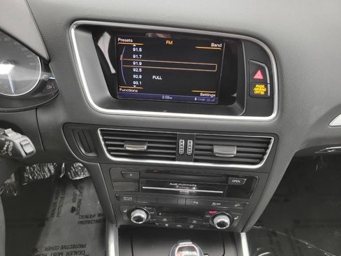 Used 2015 Audi SQ5 Prestige w/ Prestige Package AWD/4WD image 7