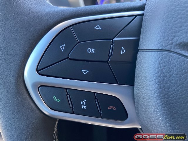 New 2027 Chrysler Pacifica Select AWD/4WD image 17