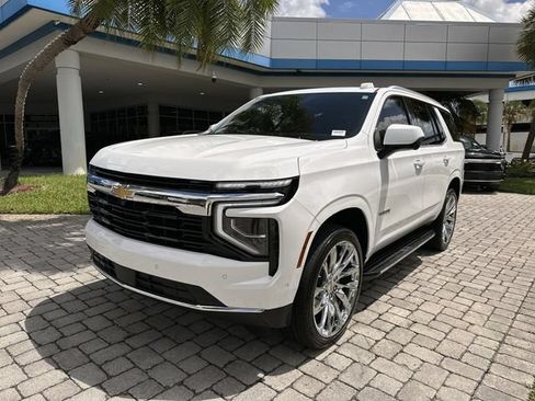 Used 2025 Chevrolet Tahoe LS AWD/4WD image 20