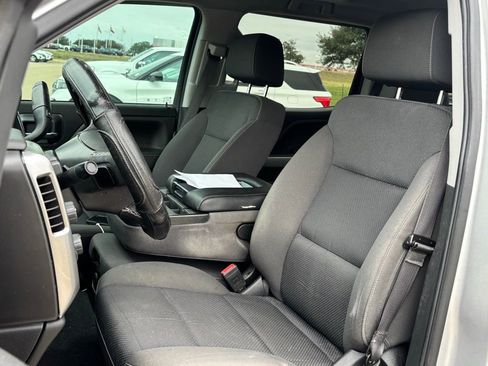Used 2018 Chevrolet Silverado 1500 LT w/ Texas Edition image 7
