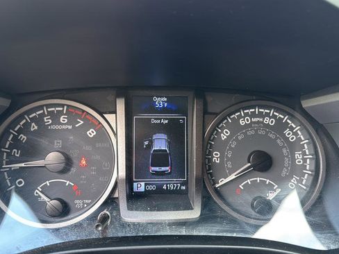 Used 2023 Toyota Tacoma TRD Pro AWD/4WD image 18