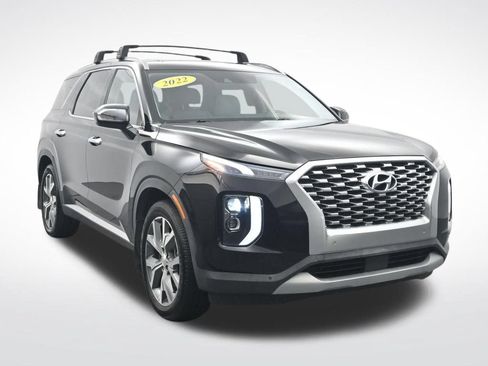 Used 2022 Hyundai Palisade SEL w/ Premium Package FWD image 3