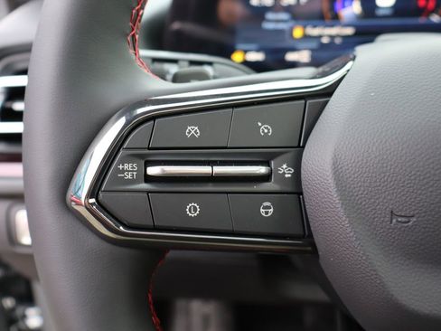 New 2026 Chevrolet Traverse RS image 17