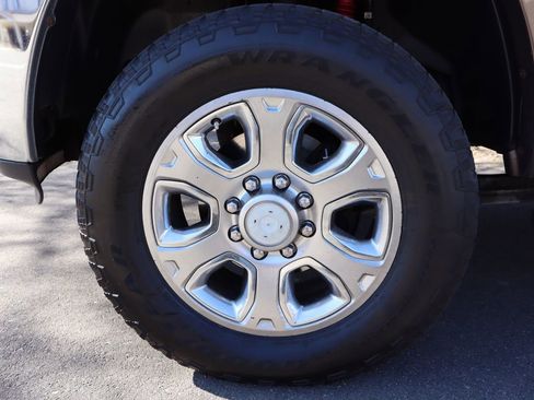 Used 2018 RAM 2500 Laramie image 40