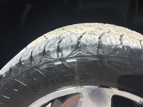 Used 2013 Chevrolet Silverado 2500 LTZ w/ LTZ Plus Package image 10