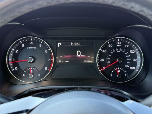 Used 2024 Kia Forte GT-Line FWD image 13