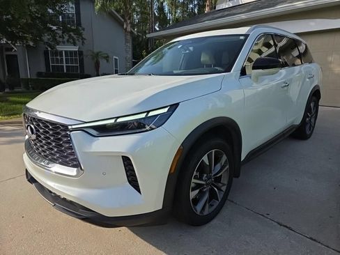 Certified 2023 INFINITI QX60 Luxe w/ Cargo Package FWD image 6