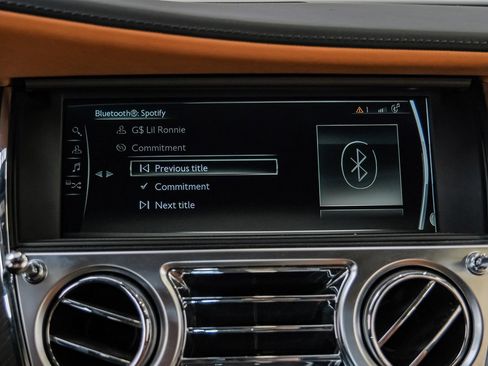 Used 2018 Rolls-Royce Wraith image 26