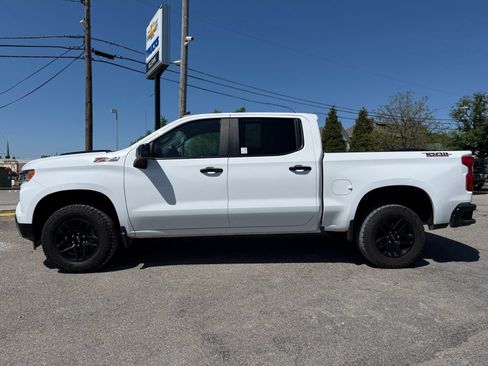 Used 2023 Chevrolet Silverado 1500 LT Trail Boss w/ Protection Package AWD/4WD image 5