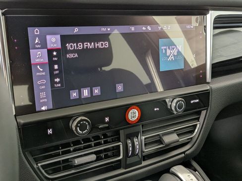New 2026 Porsche Macan Turbo AWD/4WD image 17