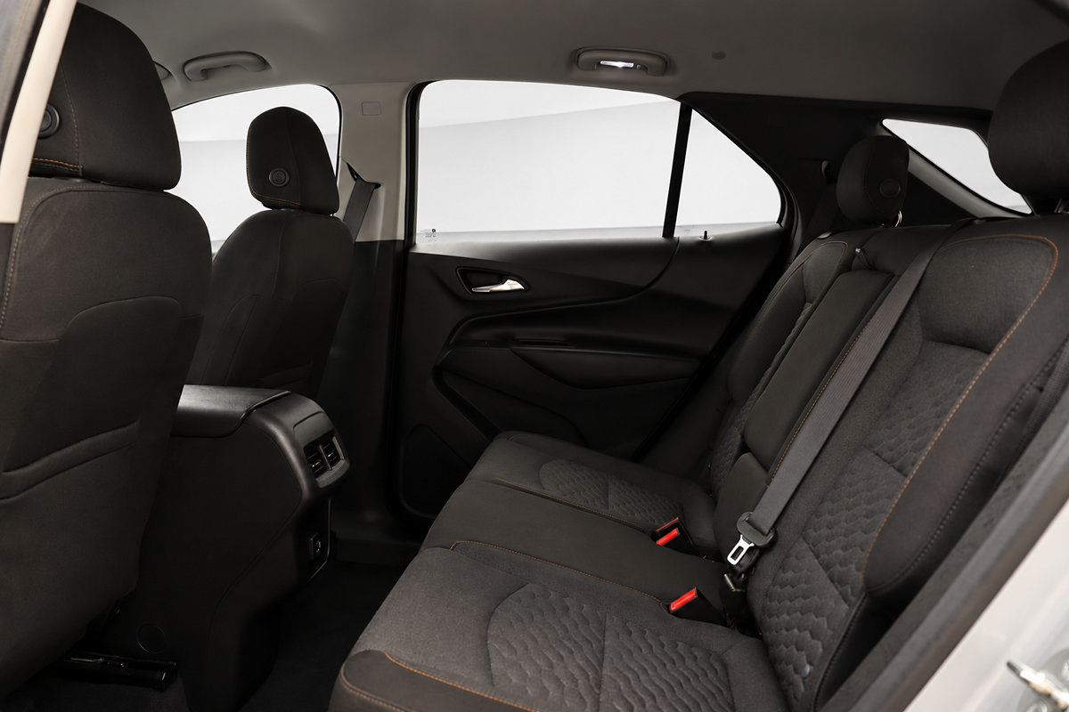 Used 2020 Chevrolet Equinox LT FWD image 17