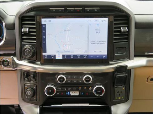 Used 2023 Ford F150 4x4 SuperCrew image 8