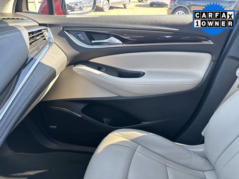 Used 2021 Buick Enclave Essence w/ Sound and Sites Package image 27