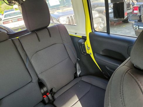 New 2023 Jeep Wrangler Unlimited Rubicon 4xe w/ Cold Weather Group image 14