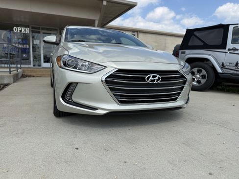 Used 2018 Hyundai Elantra Value Edition image 9