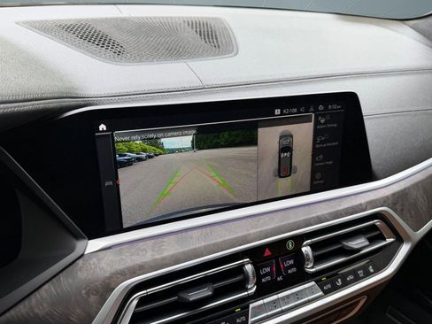 Certified 2022 BMW X7 M50i w/ Dynamic Handling Package AWD/4WD image 29