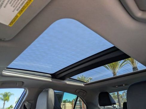 Used 2021 Toyota Camry XSE image 23