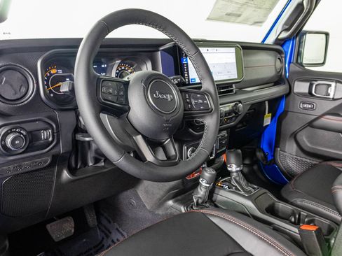 New 2026 Jeep Wrangler Unlimited Rubicon AWD/4WD image 3