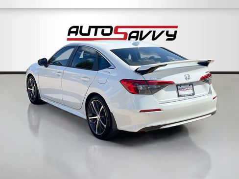 Used 2024 Honda Civic Touring image 5