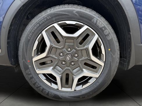 Used 2023 Hyundai Santa Fe Limited AWD/4WD image 7