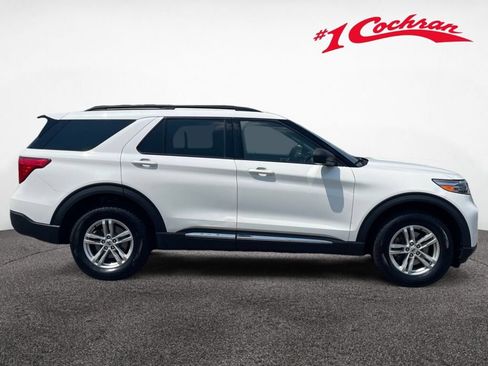 Certified 2023 Ford Explorer XLT w/ Equipment Group 202A AWD/4WD image 31