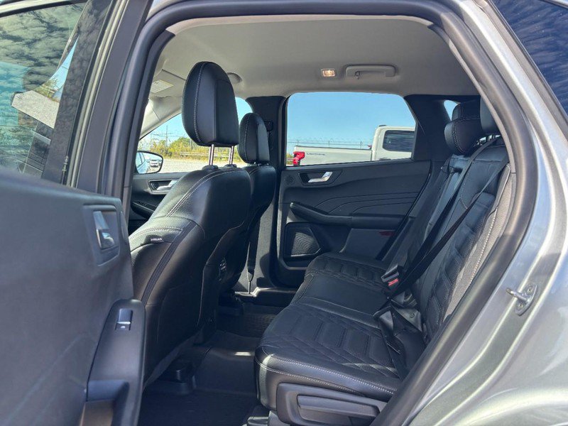 Used 2023 Ford Escape Platinum w/ Premium Technology Package AWD/4WD image 13