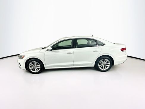 Used 2020 Volkswagen Passat 2.0T SE w/ Sunroof Package FWD image 4