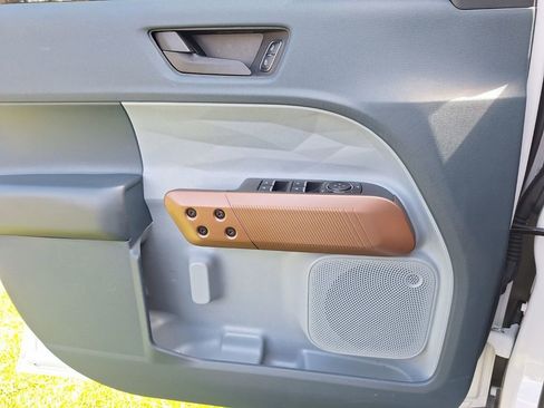 Used 2022 Ford Maverick Lariat w/ Equipment Group 500A Standard image 21