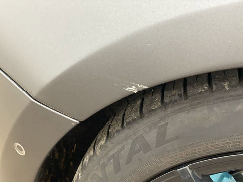 Used 2018 Tesla Model 3 image 30