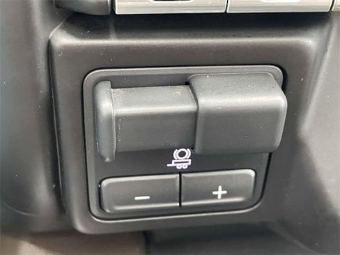 Used 2022 Chevrolet Silverado 2500 LTZ w/ LTZ Plus Package image 23