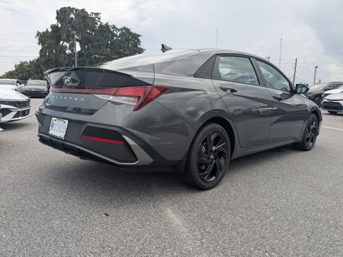 New 2026 Hyundai Elantra SEL Sport FWD image 3